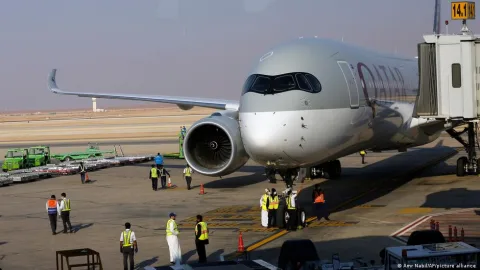 انفجار في مطار الملك خالد يثير القلق وسط تصعيد الحوثيين