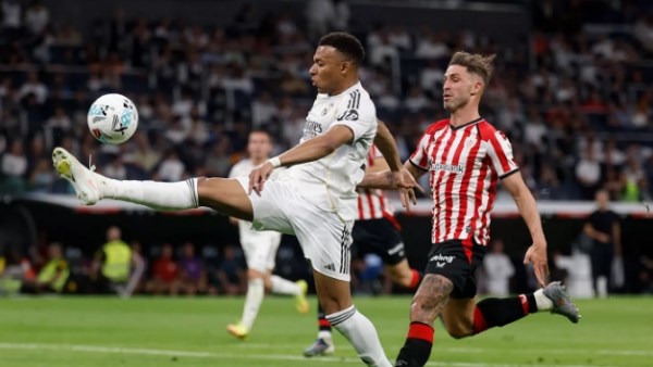 أزمة مبابي مع الصين تهدد الدوري الإسباني بخسائر 100 مليون يورو