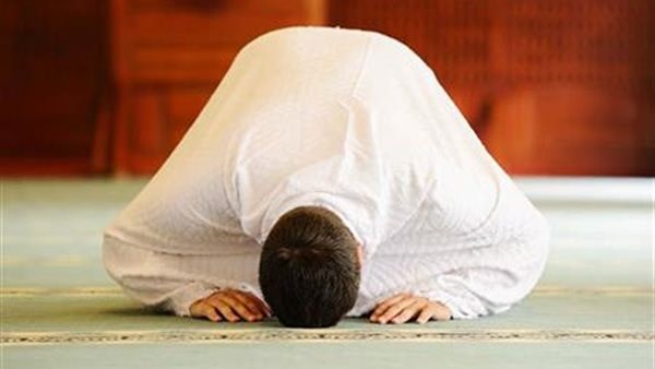 اضبط ساعتك.. مواقيت الصلاة بعد تطبيق التوقيت الشتوي في مصر