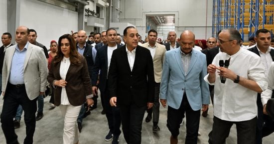 رئيس الوزراء يفتتح مستودع السويس الاستراتيجى للسلع الغذائية بحى عتاقة