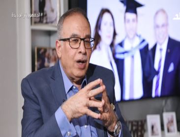 تحسين الأجور وبيئة العمل ضرورة.. أسامة حمدي يحذر من تفاقم أزمة نقص الأطباء في مصر