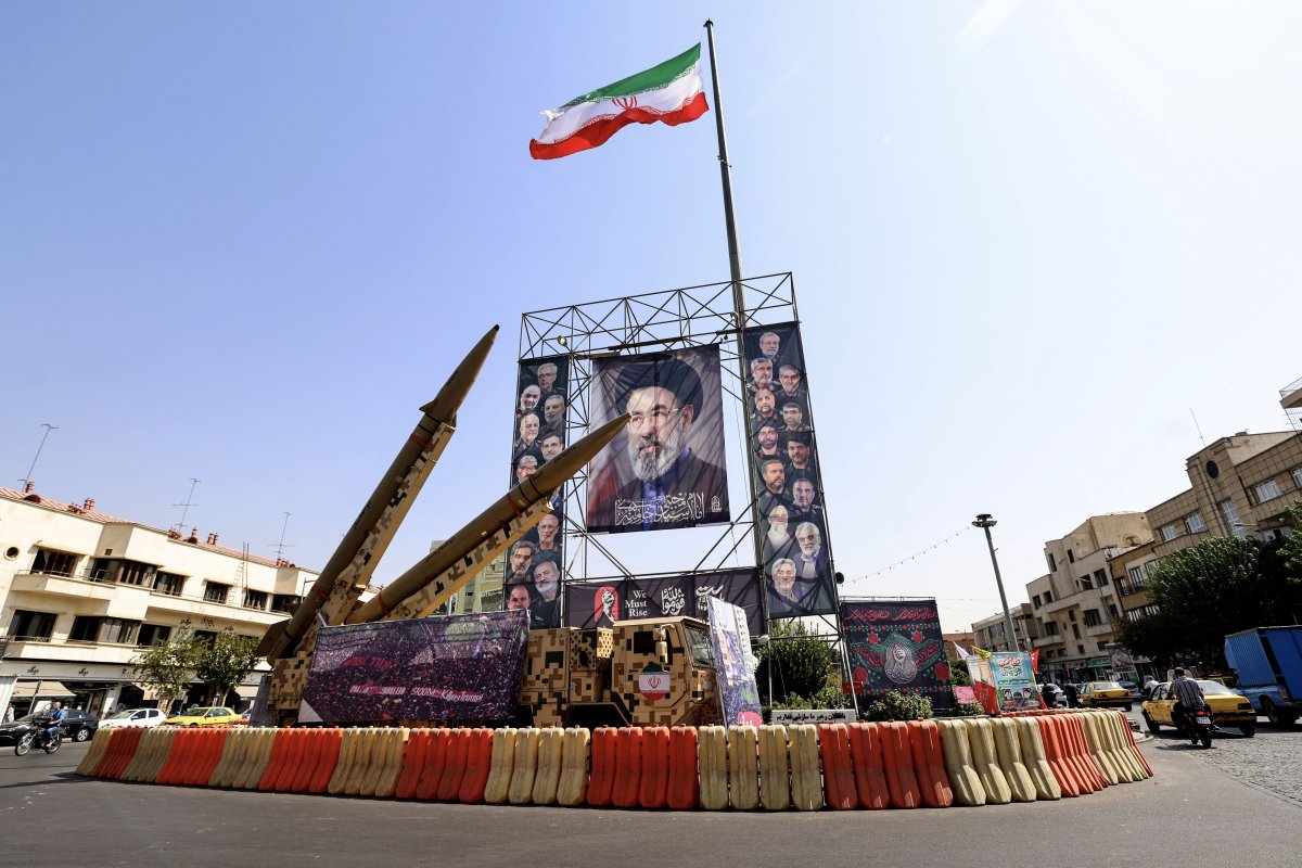 "حرب مفاجآت".. مسؤول إيراني يكشف لـCNN عن أهداف طهران الانتقامية إذا هاجمتها أمريكا أو إسرائيل