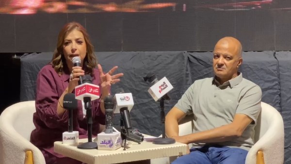 منال سلامة: فاروق الفيشاوي دمث الخلق.. وكنت حامل بمسلسل لن أعيش في جلباب أبي