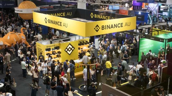 تجميد أصول تتجاوز 2.5 مليار دولار.. منصة باينانس تعلق الإيداع والسحب بعد اختراق إلكتروني