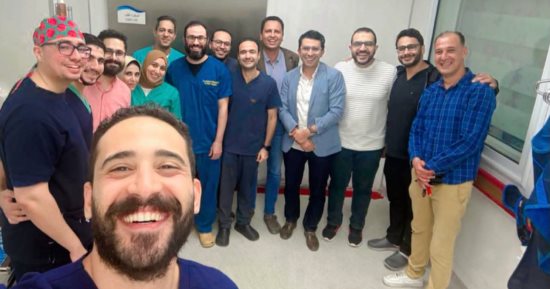 نجاح فريق طبي بمستشفى النصر التخصصي بفرع بورسعيد في استخراج جسم غريب من الشريان الأورطي لمريضة تبلغ من العمر 71 عامًا