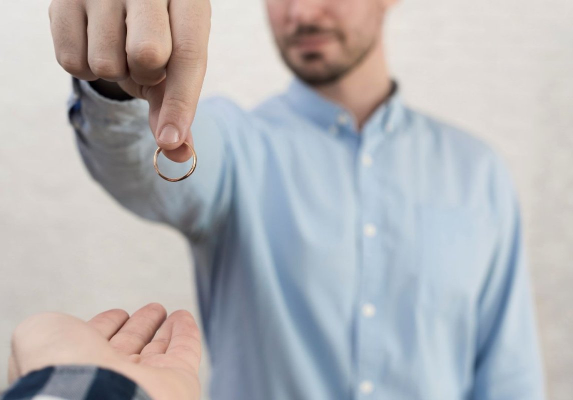 مؤشرات صامتة تقود الزواج نحو النهاية