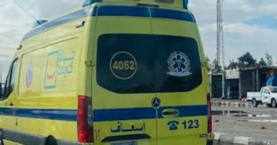 مصرع شخص صدمته سيارة أثناء عبوره الطريق فى الوراق