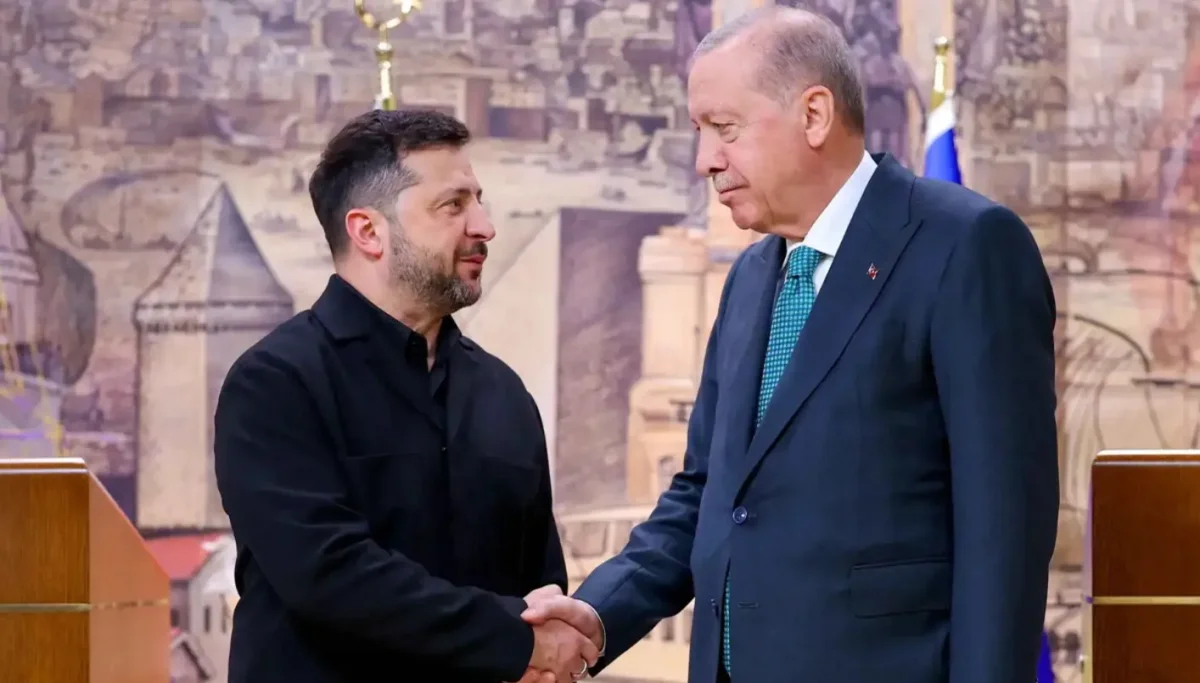 زيلنسكي وأردوغان يبحثان المحادثات المرتقبة بين كييف وموسكو وواشنطن