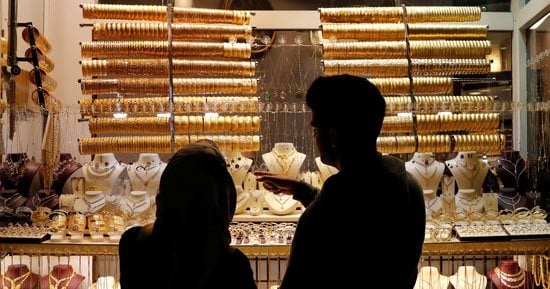هبوط 40 جنيها رغم الإجازة.. تحديث سعر الذهب عيار 21 فى مصر