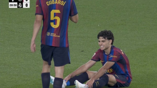 برشلونة يقسو على ألافيس بسداسية ويعتلي صدارة الليجا